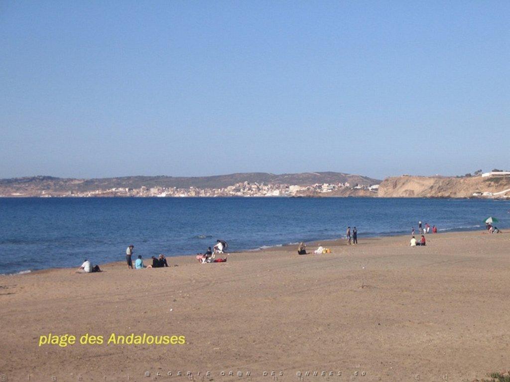 ORAN MAI 2008 3161 plage des Andalouses.jpg